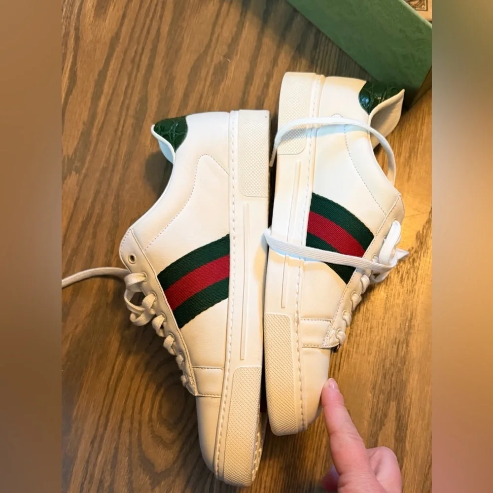 Men's Gucci Ace sneaker in box